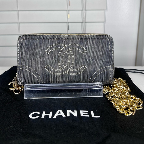 CHANEL CC Denim Zip Around Wallet w/ unbranded gold chain - Picture 1 of 14